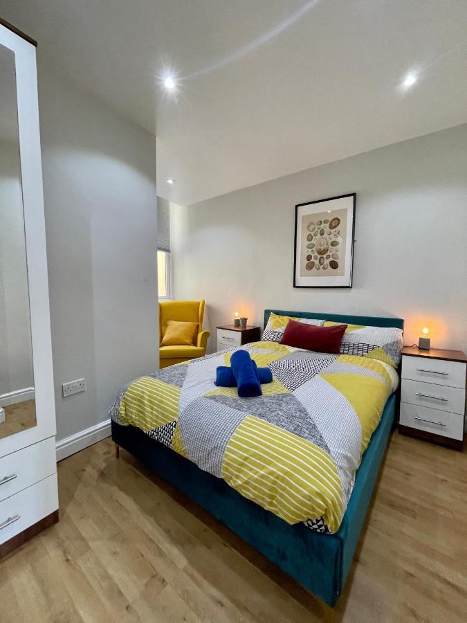 1 Bed 2 Person Apartment City Centre Cardiff Bagian luar foto
